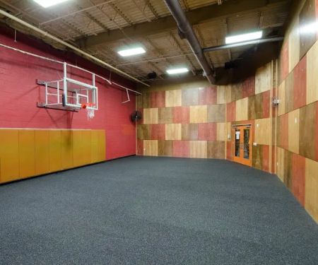 Gold's Gym