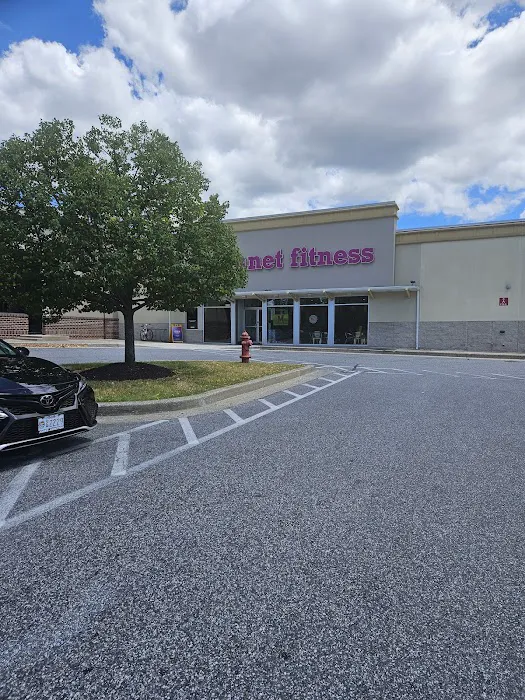 Planet Fitness Picture 7