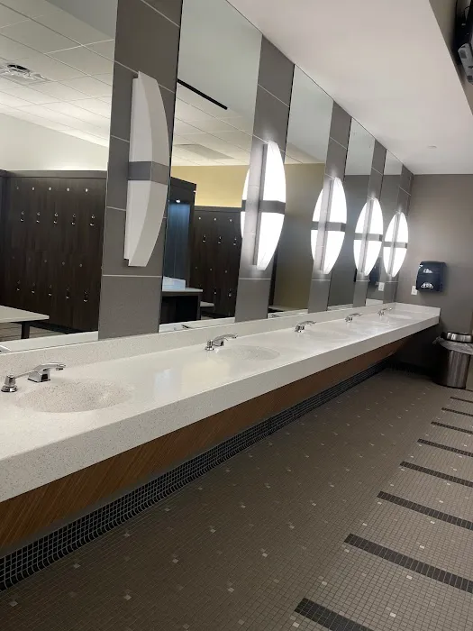 LA Fitness Picture 8