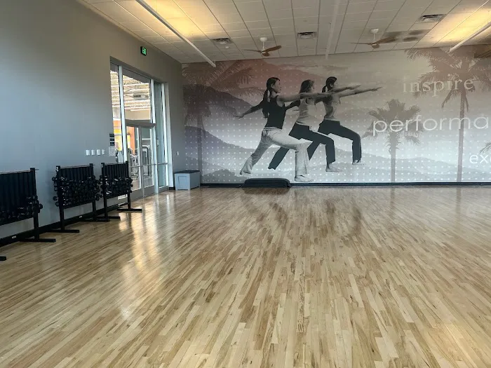 LA Fitness Picture 1