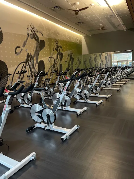 LA Fitness Picture 6