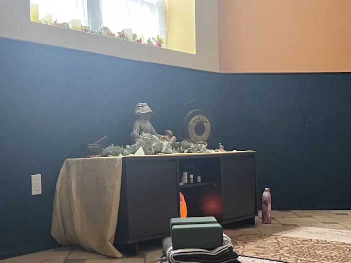 Pura Vida Yoga & Integrative Wellness Picture 6