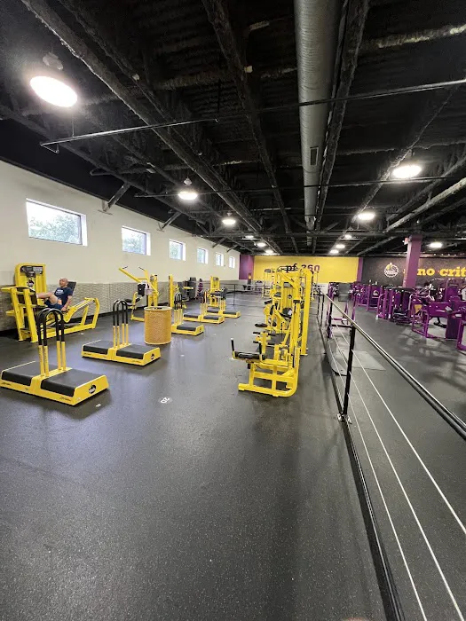 Planet Fitness Picture 4