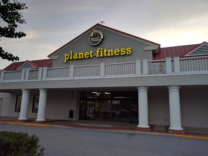 Planet Fitness Picture 2