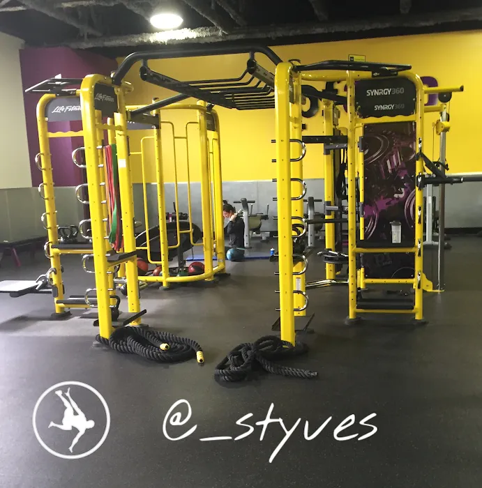 Planet Fitness Picture 10
