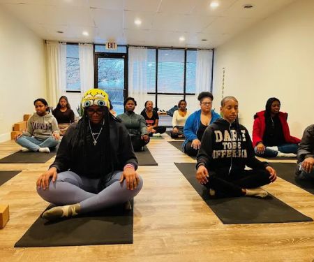 Myna Yoga