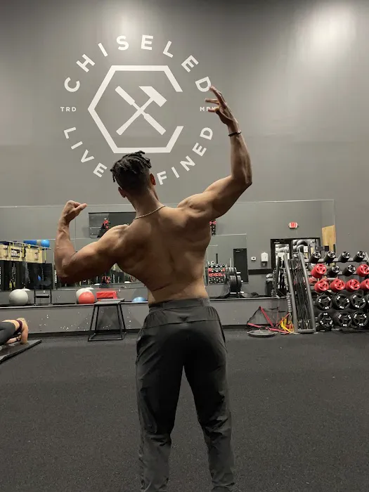 Chiseled Life Gym Picture 10