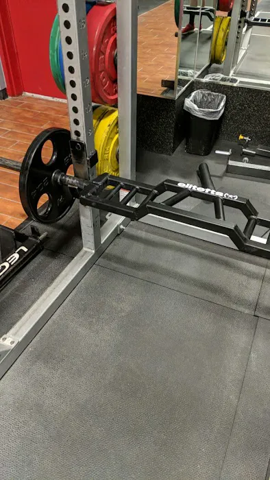 Instructional Fitness & Training Center Picture 2