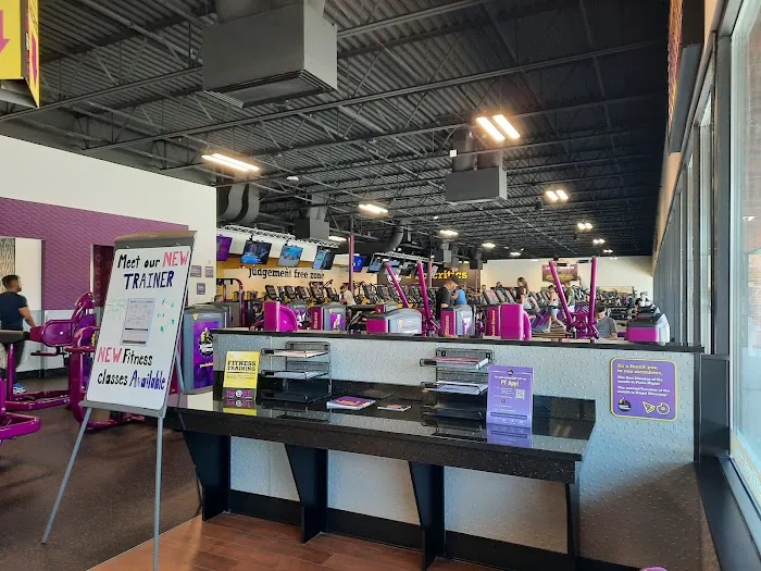 Planet Fitness Picture 1
