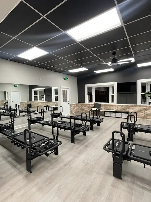 BODICORE Lagree & VersaClimber | Best Small Group Workout Class Picture 5