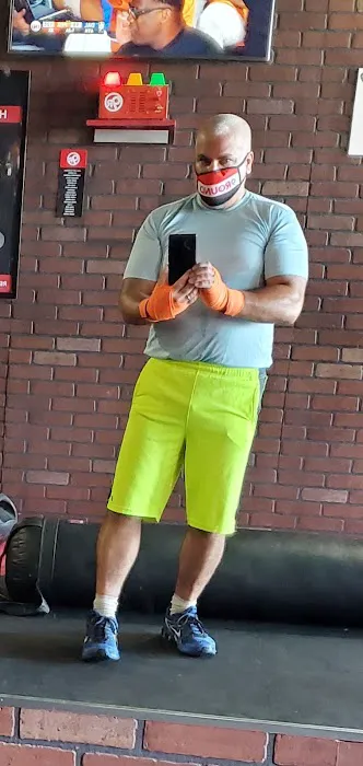 9Round Kickbox Fitness Picture 1