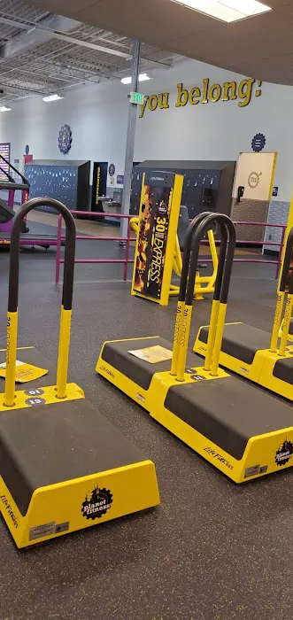 Planet Fitness Picture 7