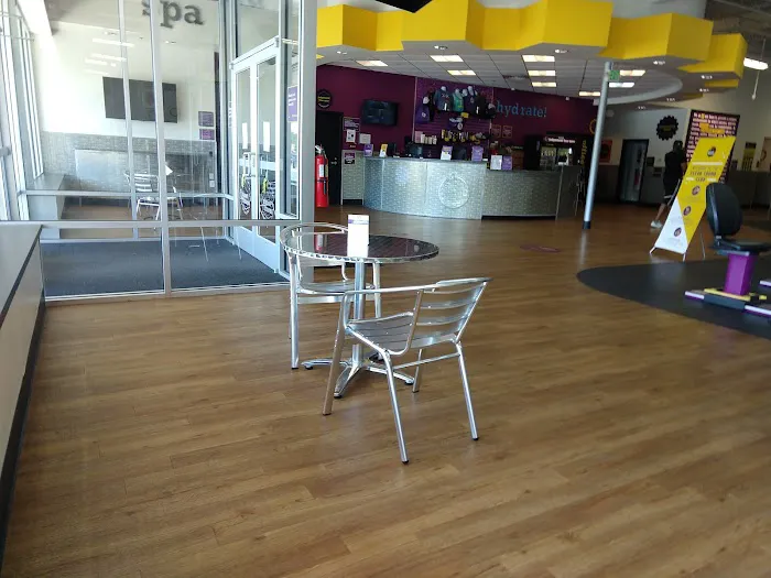 Planet Fitness Picture 6