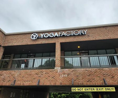 Yoga Factory Arnold