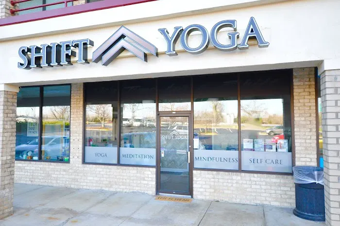 SHIFT YOGA & STRENGTH Picture 3