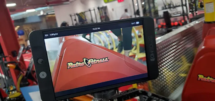 Retro Fitness Picture 2