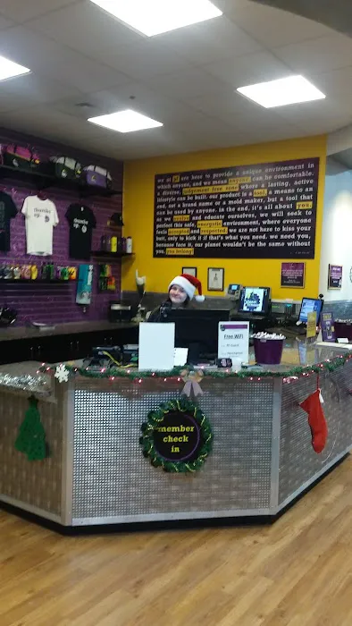 Planet Fitness Picture 9