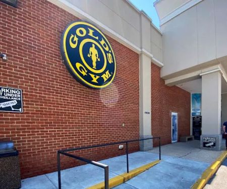 Gold's Gym