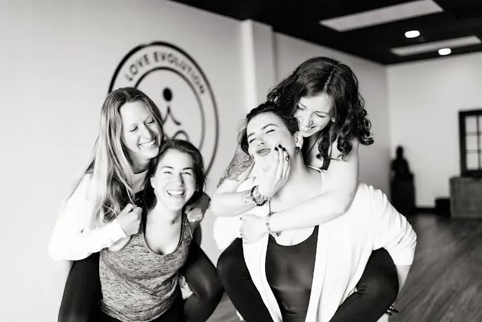 Love Evolution Yoga Studio Picture 3
