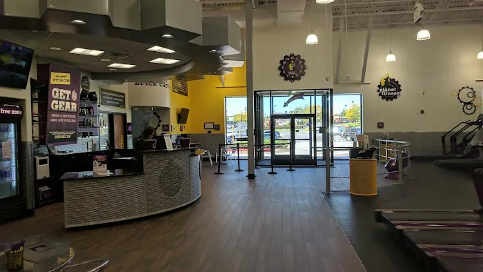 Planet Fitness Picture 10