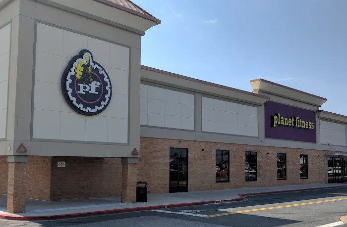 Planet Fitness Picture 4