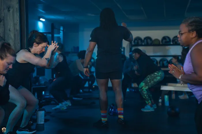 Life Addicts Studio Picture 10