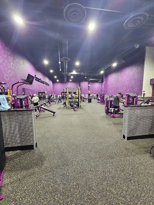 Planet Fitness Picture 10