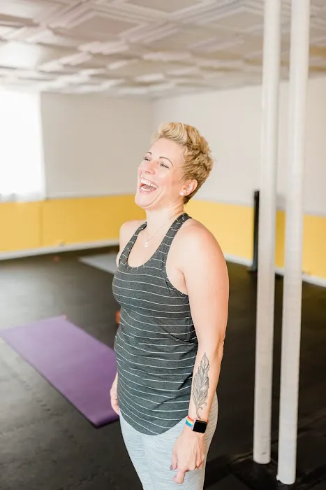 Bee Yoga Fusion Picture 4