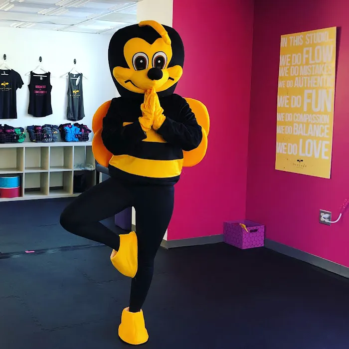 Bee Yoga Fusion Picture 3