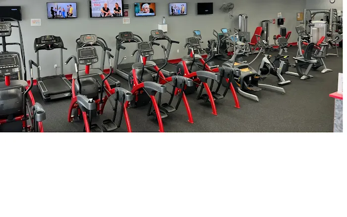 Snap Fitness Lowell Picture 3