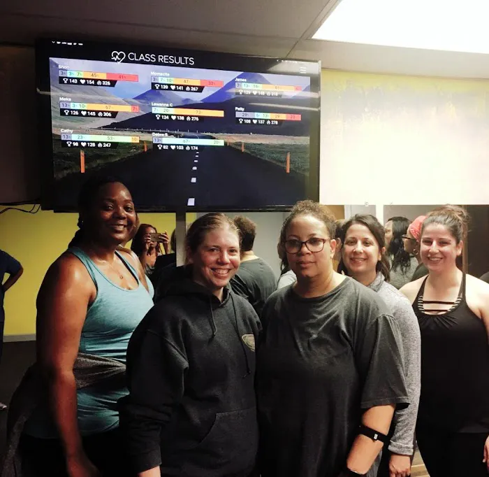 Those Fitness Chicks Picture 6