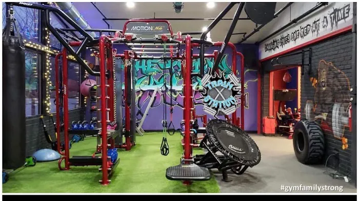 The Train Station - Tinley Park Picture 2