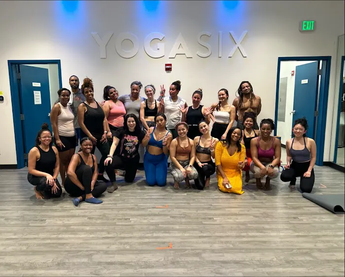 YogaSix Hyde Park Picture 7