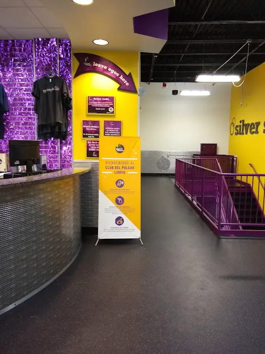 Planet Fitness Picture 9