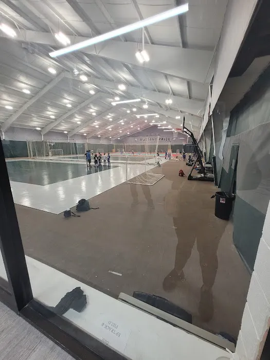 Evergreen Racquet & Fitness Picture 2