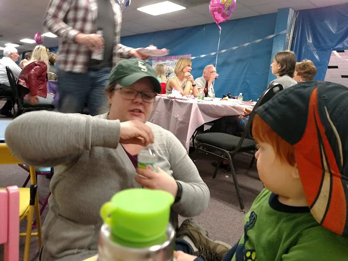 Evergreen Racquet & Fitness Picture 7