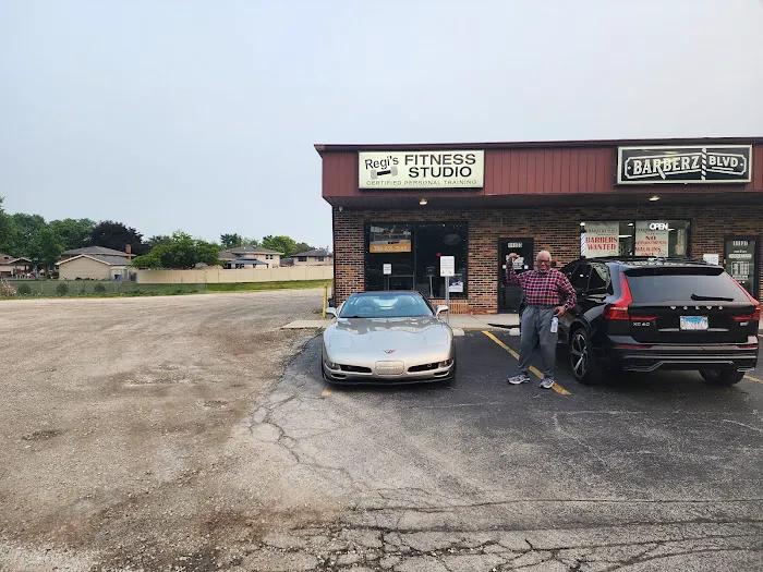 Regi's Fitness Studio Picture 4