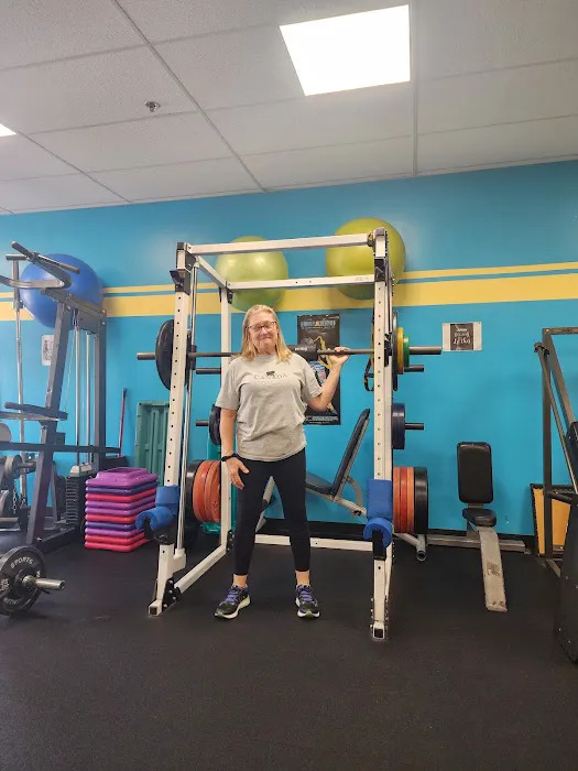 Regi's Fitness Studio Picture 7