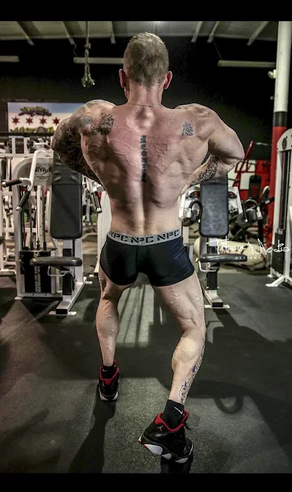 Iron Warzone Gym Picture 4