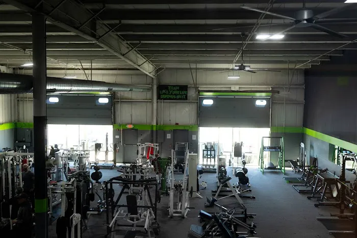 Iron Warzone Gym Picture 8