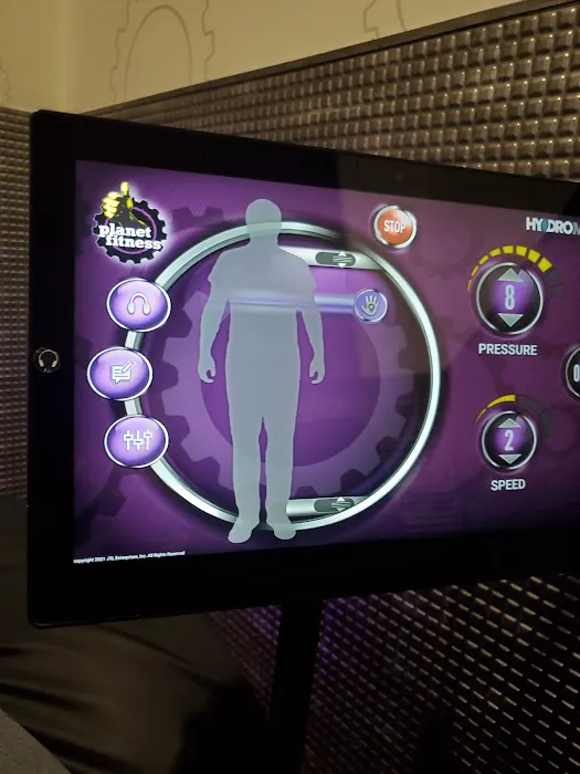 Planet Fitness Picture 3