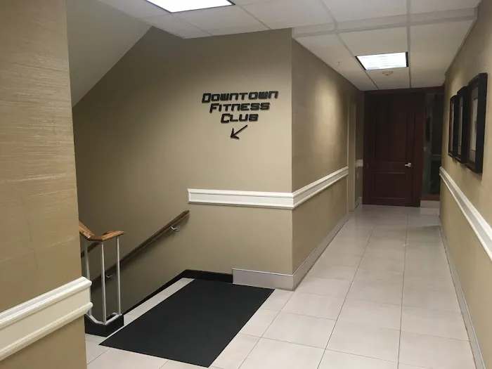 Downtown Fitness Picture 5