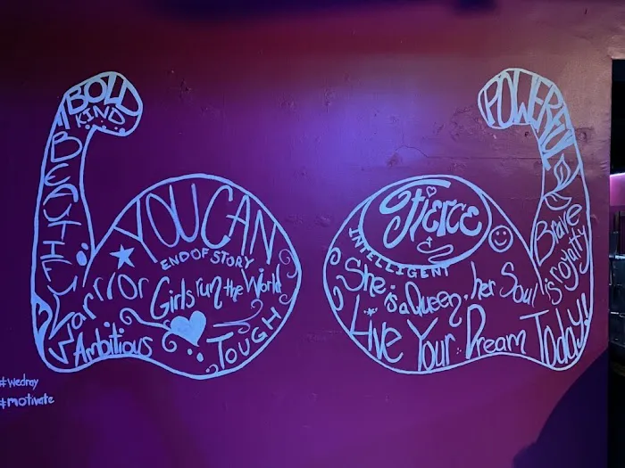 MOTIVATE. Women's Fitness Picture 3