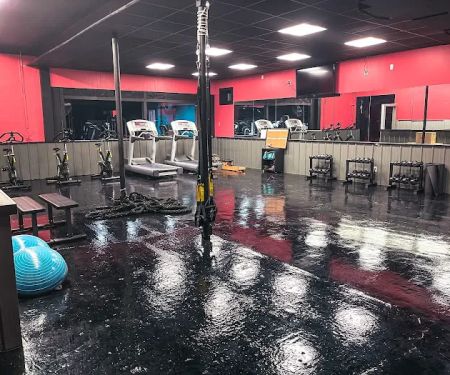 MOTIVATE. Women's Fitness