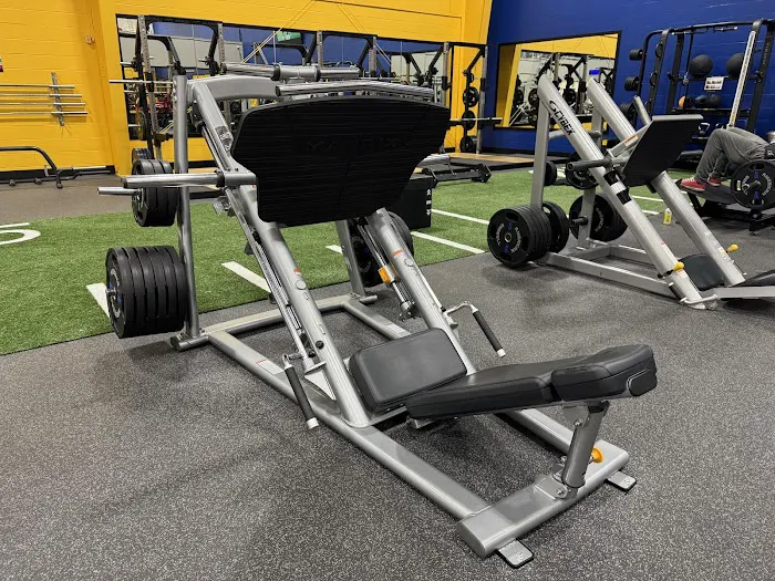 BFit West Gym + Fitness Picture 5