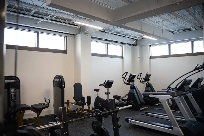 Vault 24/7 Fitness Picture 4