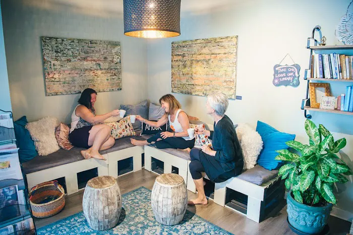 Yogamour Yoga & Healing Arts Center Picture 3