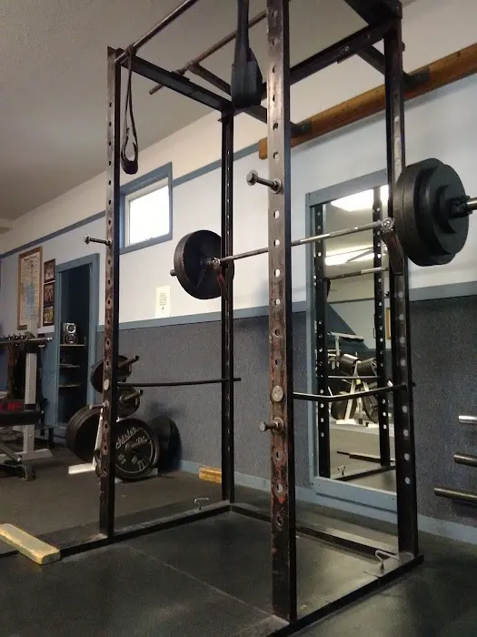 7th Street Health and Fitness and Tanning Salon Picture 3