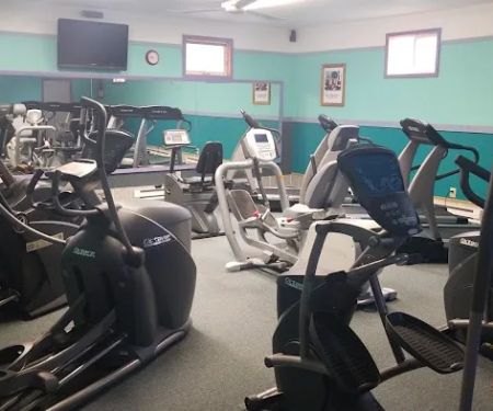 7th Street Health and Fitness and Tanning Salon