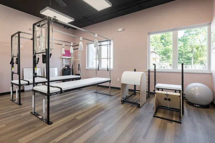 Meta-Morph Pilates Studio Picture 6